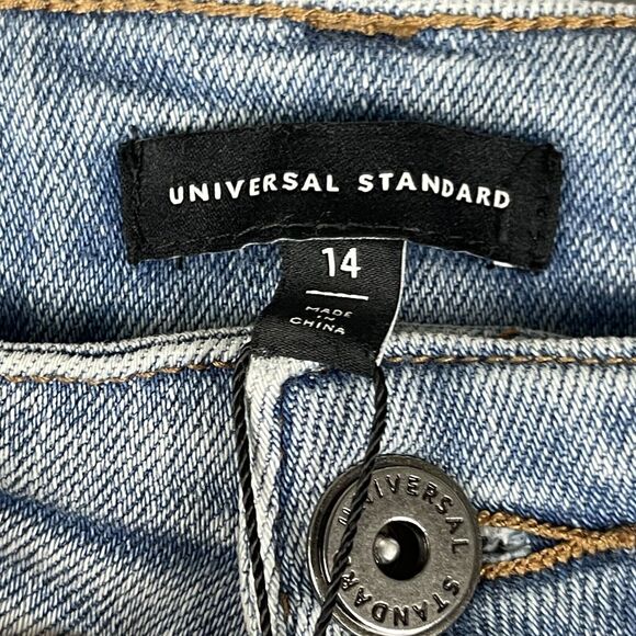Universal Standard Straight Jeans Womens 14 Lightwash High Rise Faded NWT - Picture 9 of 16